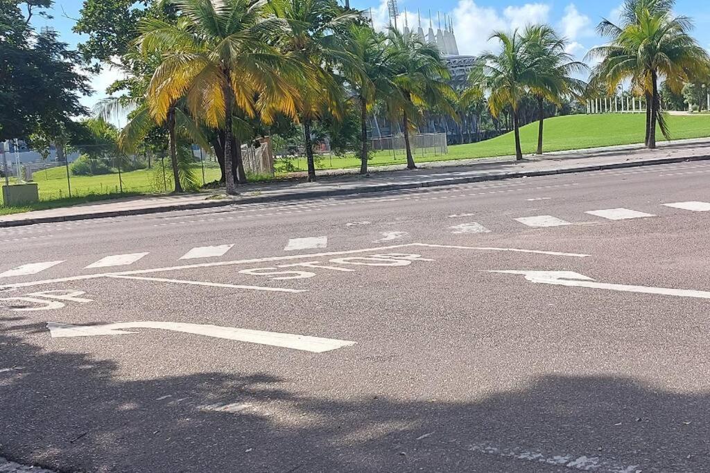 Budget & Basic In Local Neighborhood, 7Min Drive To Downtown Nassau Beach Paradiseアパートメント エクステリア 写真